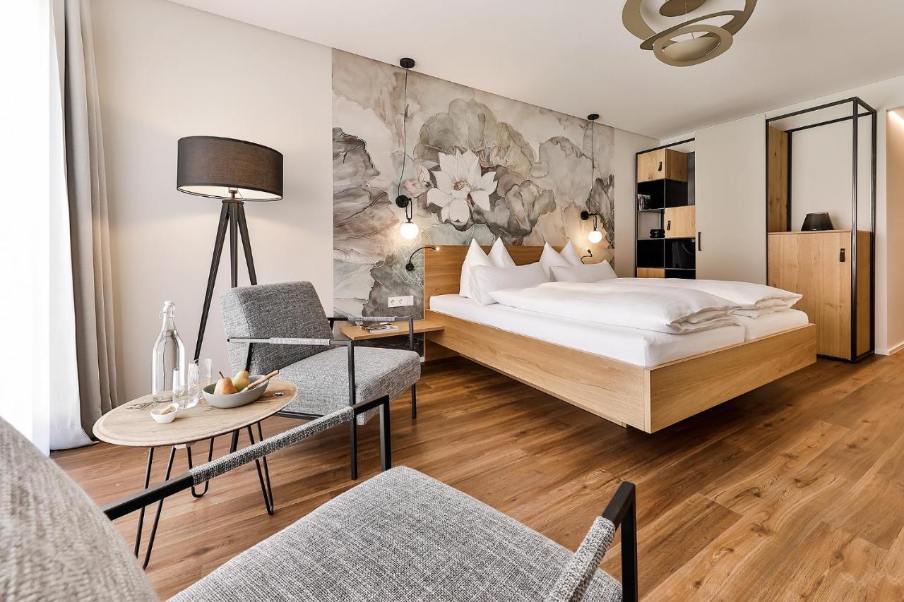 Weinhotel Fritz Walter Niederhorbach Kültér fotó