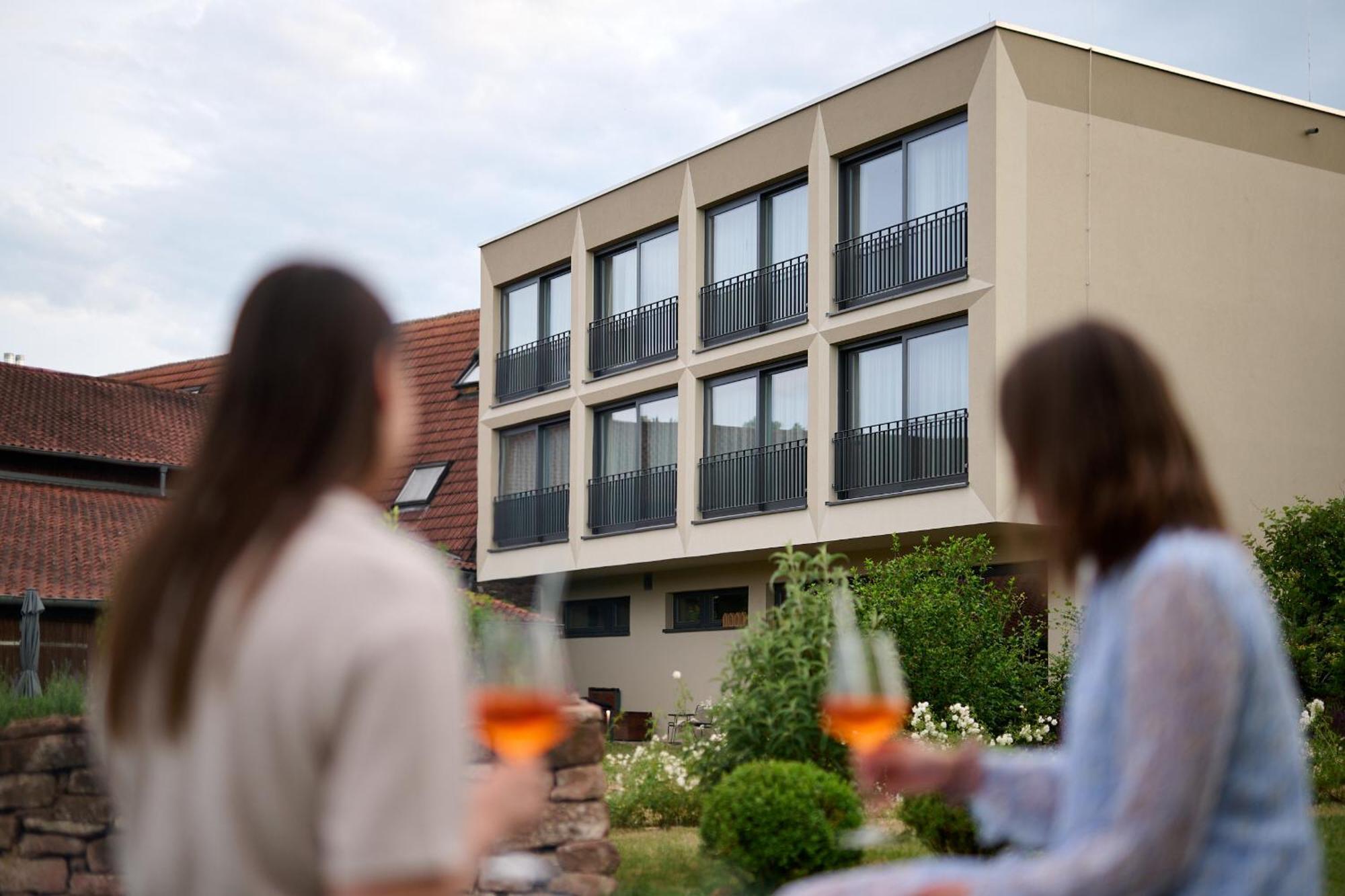 Weinhotel Fritz Walter Niederhorbach Kültér fotó